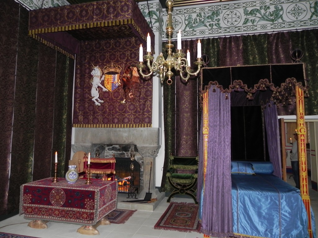 Stirling Castle - Queens Bedroom